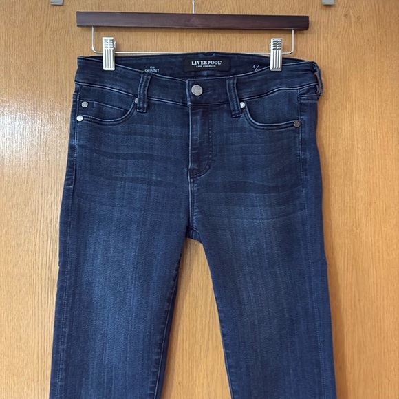 EUC Liverpool Los Angeles “The Skinny” Jeans-4/27 - Picture 13 of 14